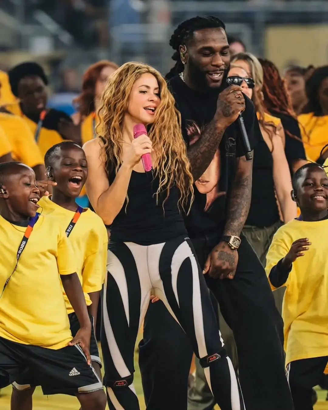 Shakira na Burna Boy bitegura gususurutsa abazitabira umukino wa nyuma w’Igikombe cy’Isi 2026